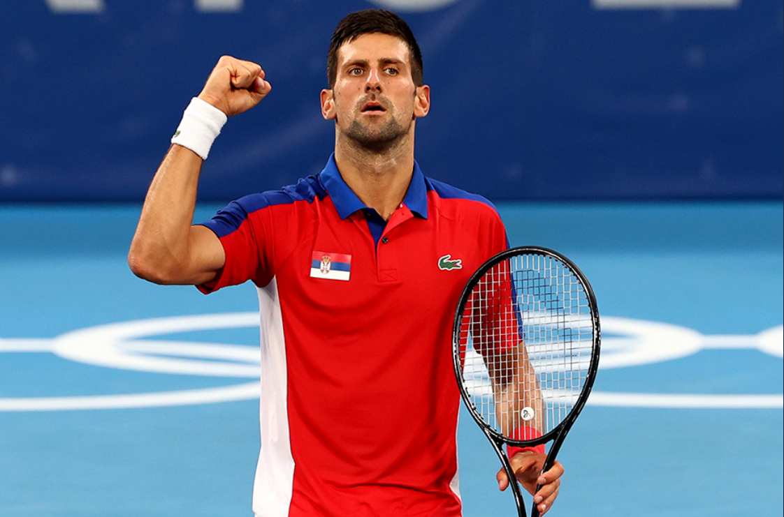 Novak Djokovic avança para a segunda rodada de Tóquio
